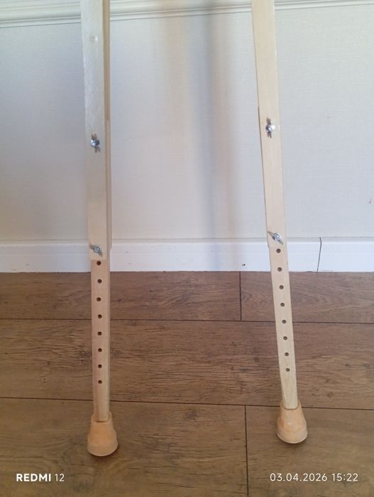 Регулируемые разбираемые костыли