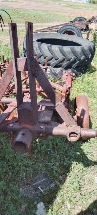 Продается плуг. Двухкорпусной.