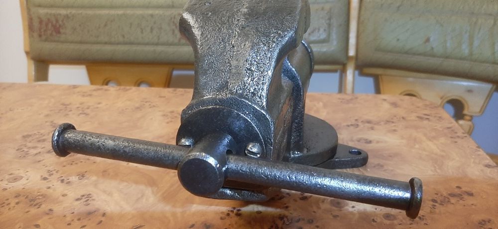 Тиски Челябинск 1965г