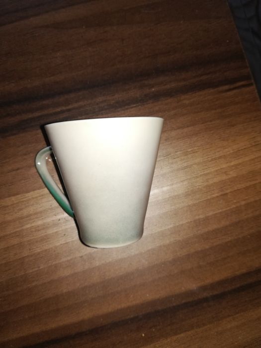 Порцеланови и стъклени чаши