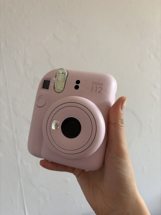 Instax mini 12.