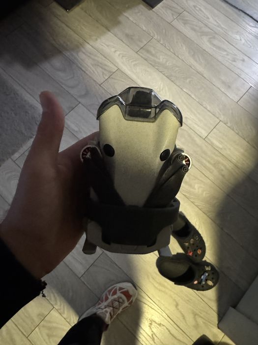 DJI mini 4 Pro + RC2 controller