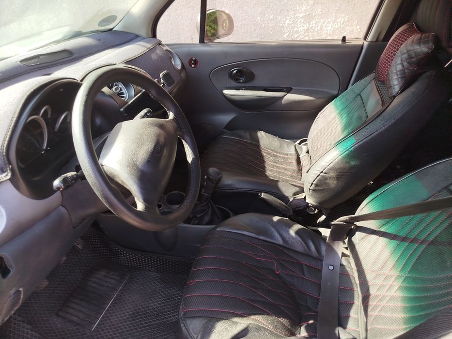 Matiz moshinasi sotiladi