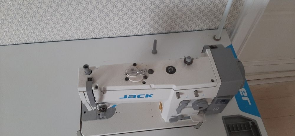 Джак швейная машинка 2в1