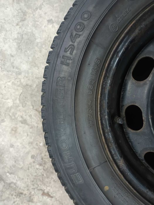 GOLF 4 175 R 14 зимни гуми с тасове