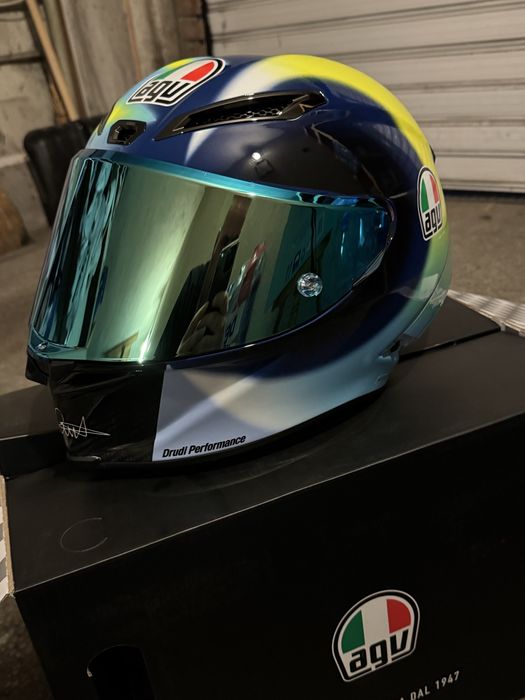 Продава каска AGV PistaGP RR SoleLuna