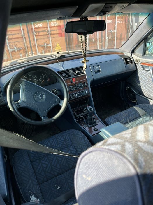 Продам хорошего мерса