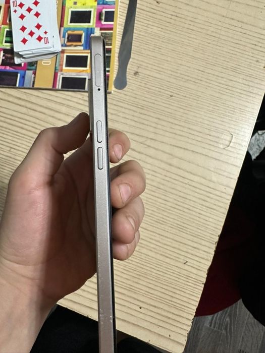 Продаю oppo reno 7