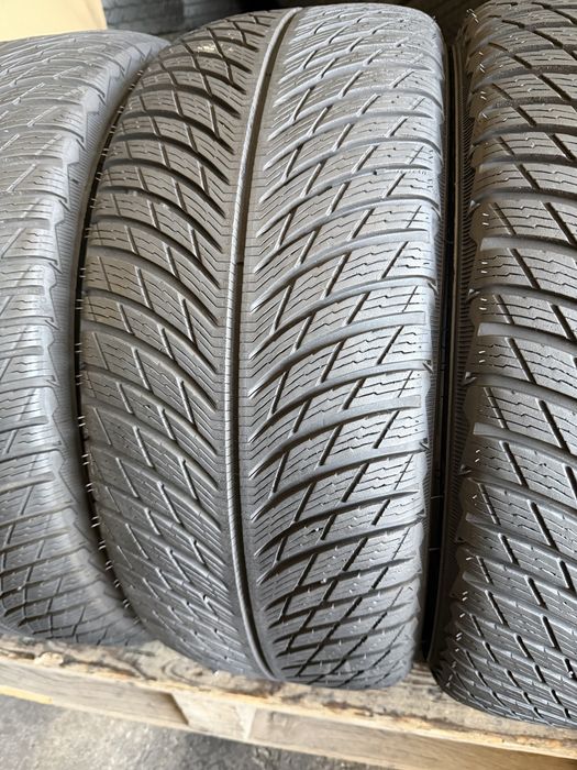 4 anvelope iarna 235/45/18 Michelin DOT 3222!
