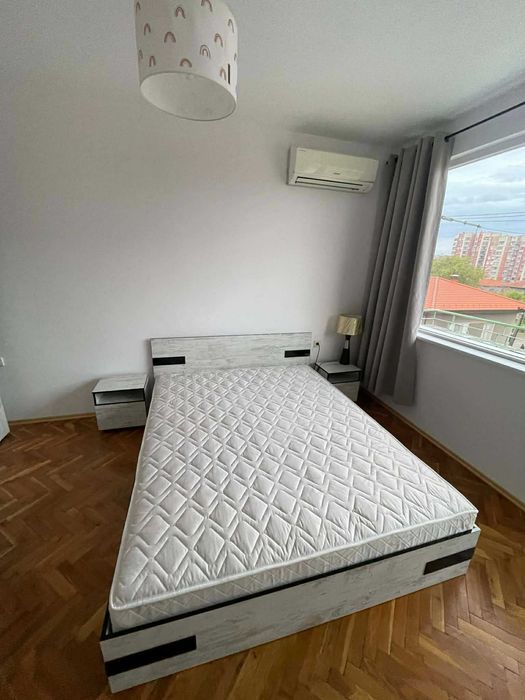 Дава се под наем Тристаен апартамент в Ловеч, Вароша - 100 кв.м за 353.94 € - Снимка #11