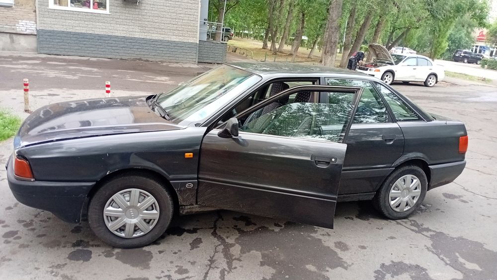 Продам ауди 80 б3 возможен обмен