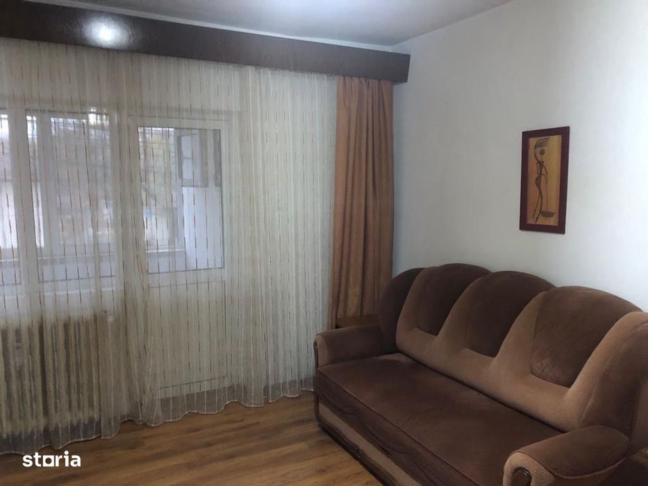 Apartament decomandat zona Calea București