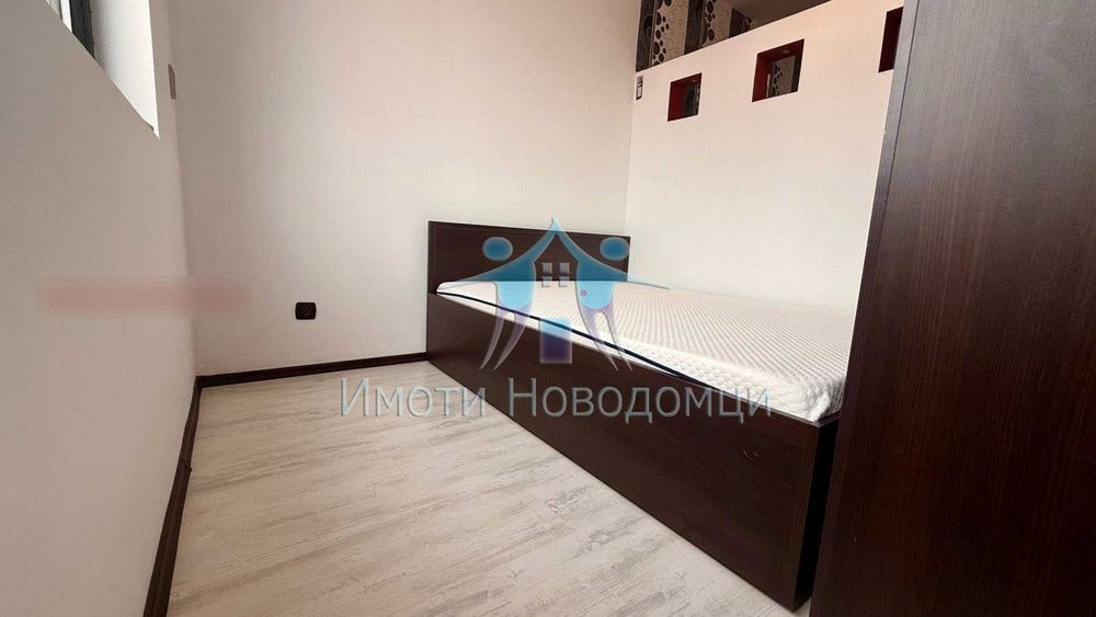 Продава се Тристаен апартамент в Шумен, Пазара - 86 кв.м за 1080 €/кв.м - Снимка #3