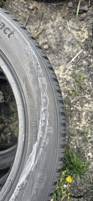 Vând 2 anvelope vară 245 45 18