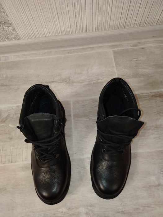 Спецобувь, ботинки кожаные.