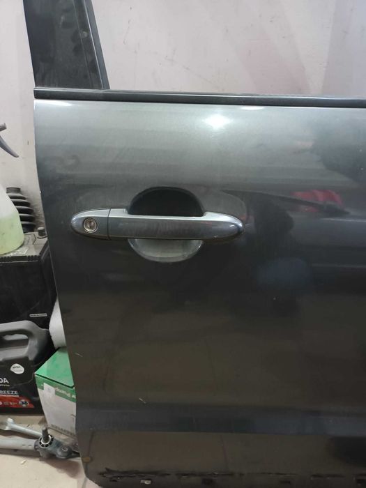 Hyundai Sante Fe 2 portiera dreapta fata
