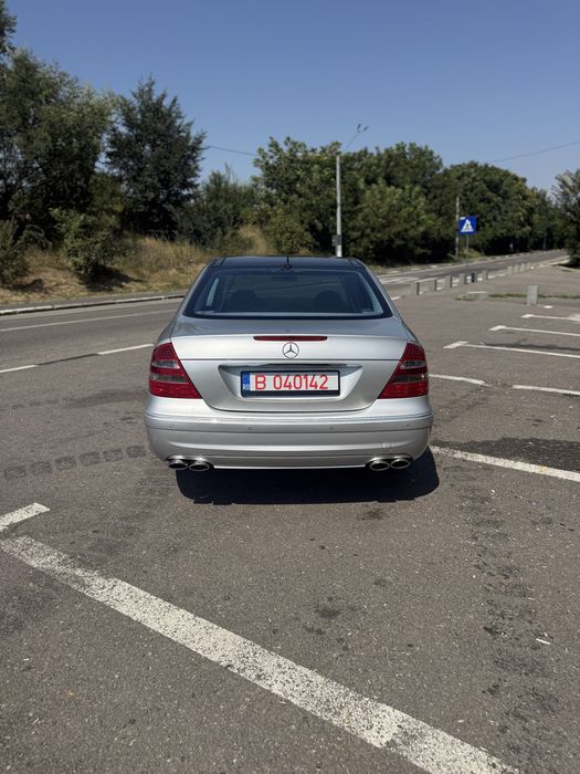 MERCEDES-BENZ E-Class 2002 — imagine 2