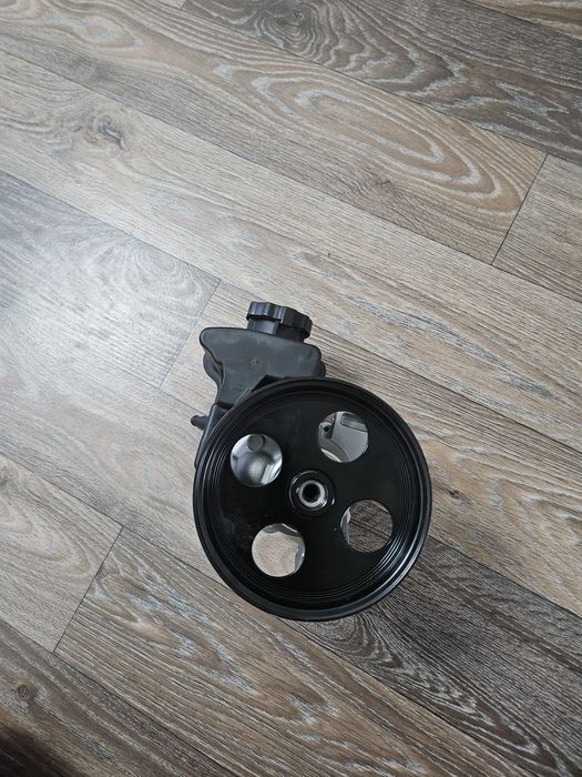 Насос гидроусилителя руля