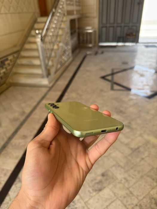 Самсунг А24 128/8 с новом состоянии