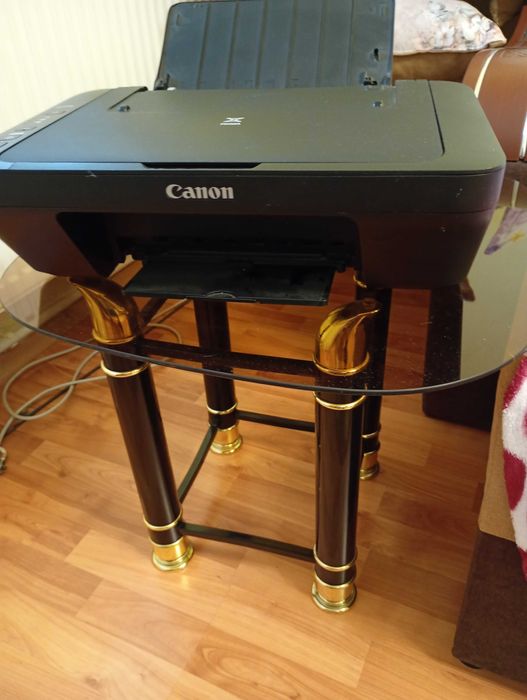 Vând imprimantă canon MG 2550s