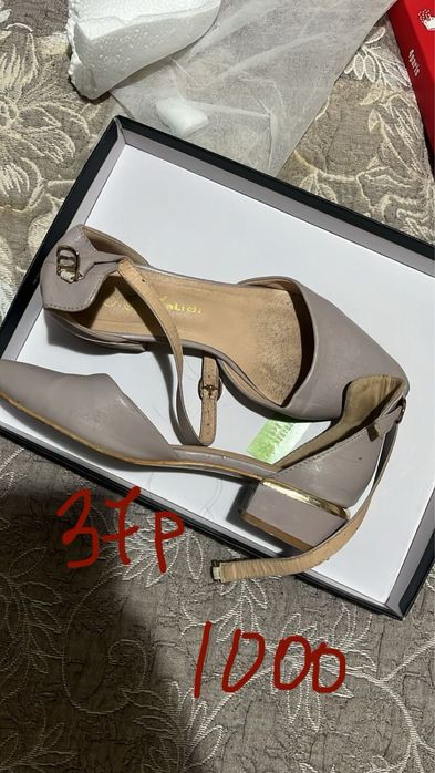 Дешовая обувь уступлю пишите