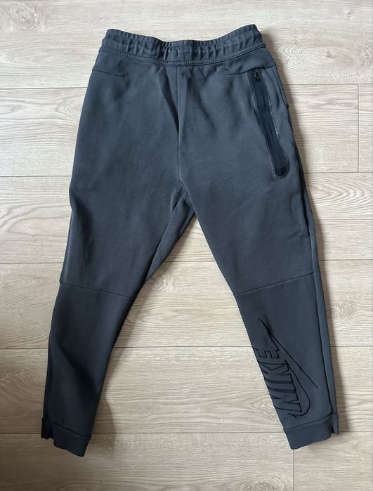 Nike Air Tech Fleece артикули