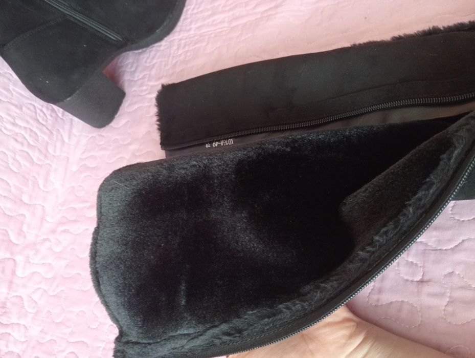 Сапоги женские .