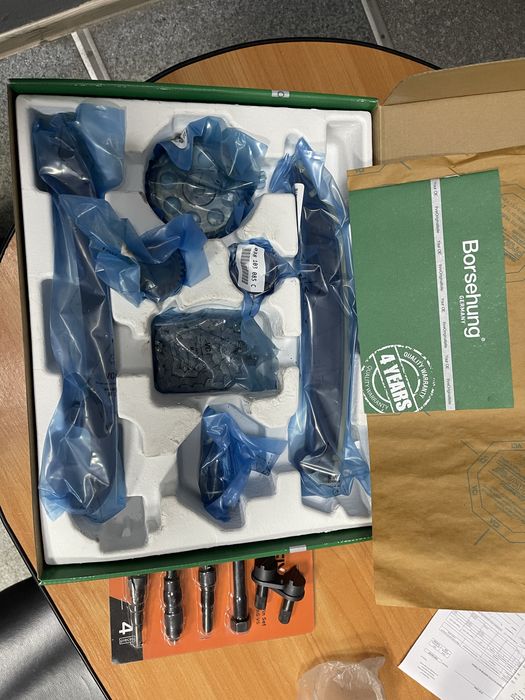 Продам комплект цепи caddy