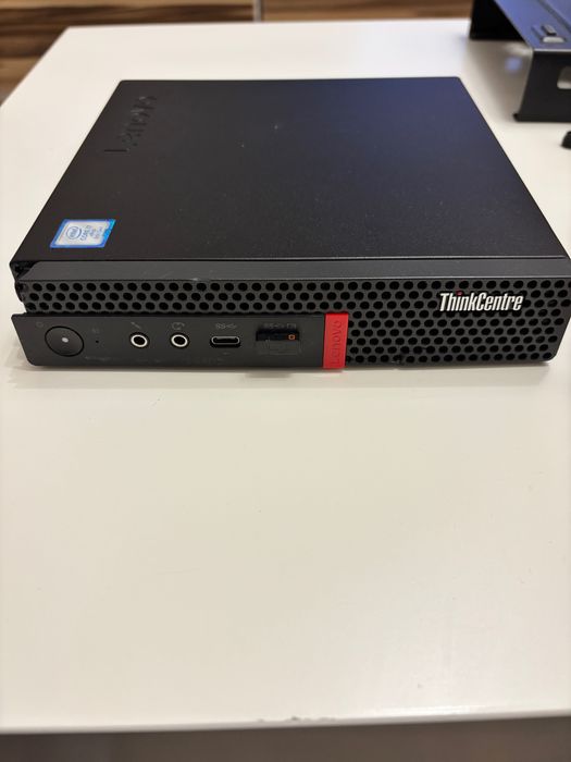Lenovo ThinkCentre M920q - мини компютър