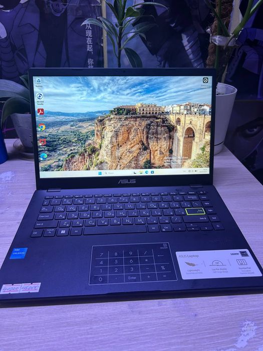 Asus VivoBook 256Gb