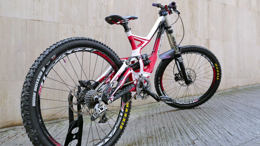 Specialized Demo 8 II – DownHill легенда