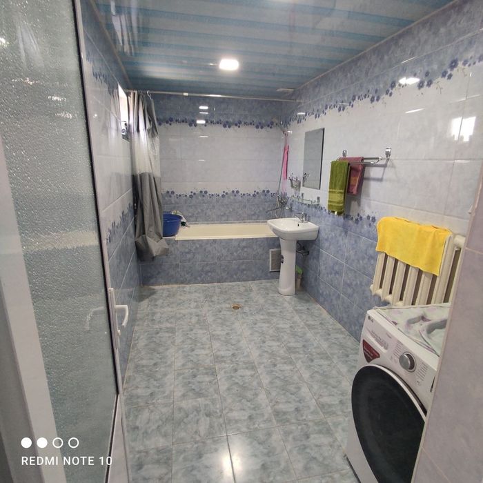 50 йилликда 8 сотохли 10 та хонали ҳовли, домга бартер бор