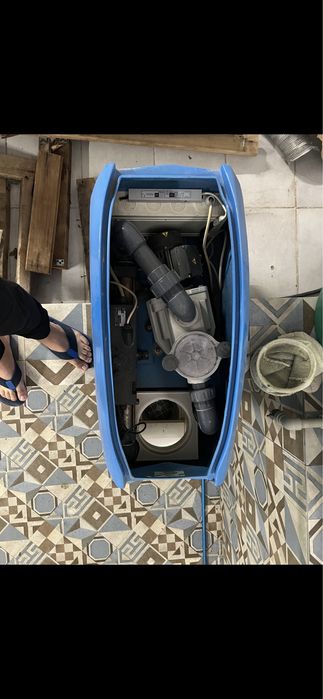 Чистящий аппарат для бассейна