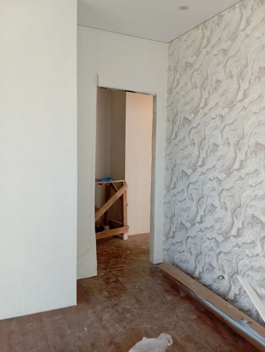 Поклейка обоев профессионально.