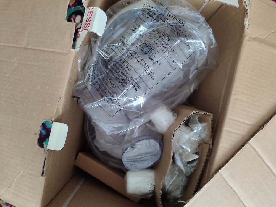 Продам кухонный комбайн овощерезка