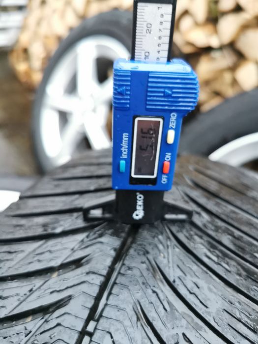 jante originale Mercedes + senzori + anvelope iarna 215 65 R17 DOT2820