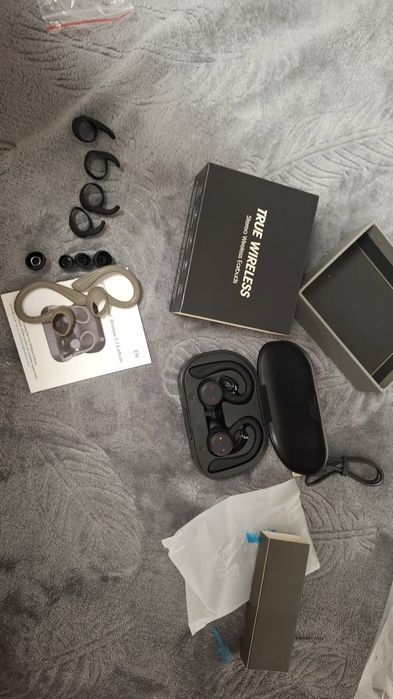 căști sigilate True wireless