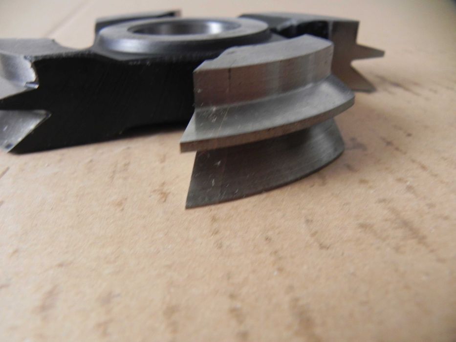 Freze pentru imbinari nut si feder si profil lambriu cod NF2LX2