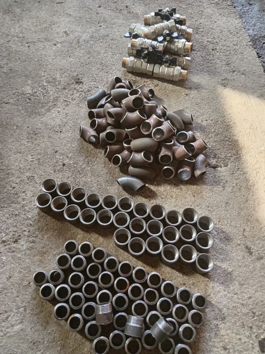 Продам отводы, муфты, резьбы, краны