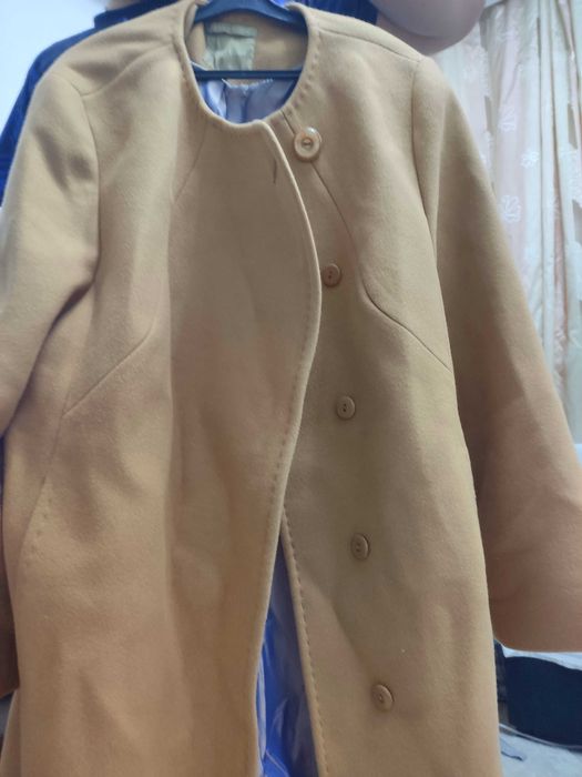 Продается пальто!почти новое!!