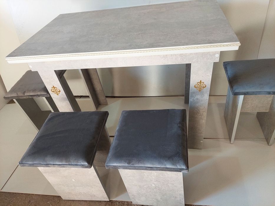 Кухонные столы и табуретки