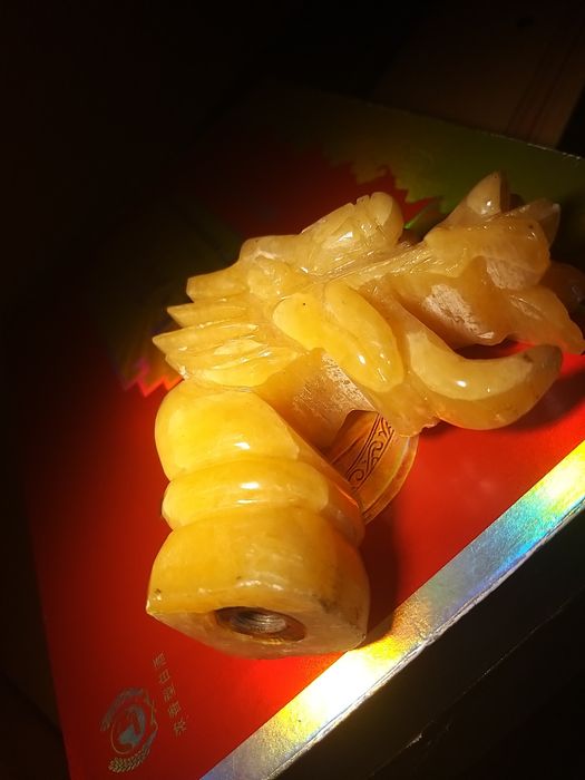 Продаётся эксклюзивная вещь, из особого Нифрита, всё ручной работы!