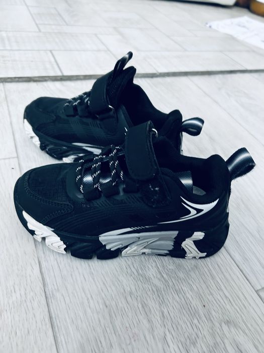 Кроссовки для детей 4-5 лет