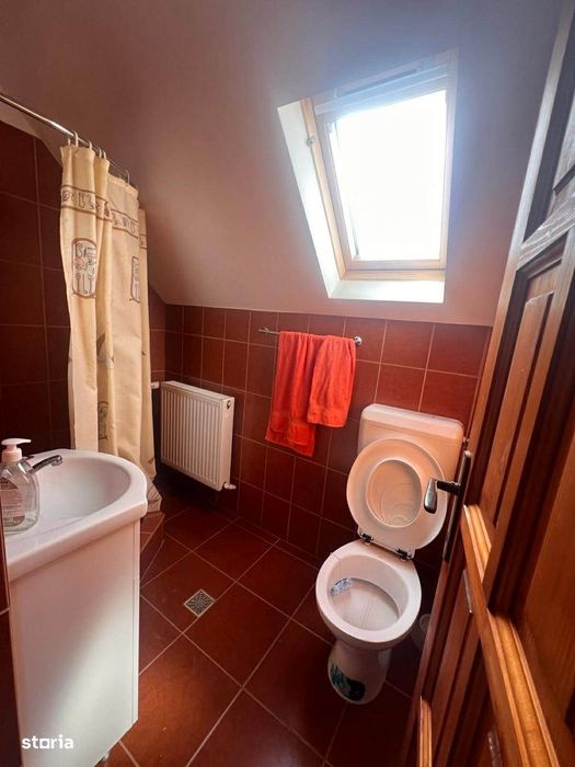Casa tip vila cu 4 apartamente de vanzare Sovata, Mures