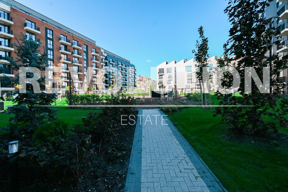 Продава се Тристаен апартамент в София, Красно село - 130 кв.м за 1334 €/кв.м - Снимка #1