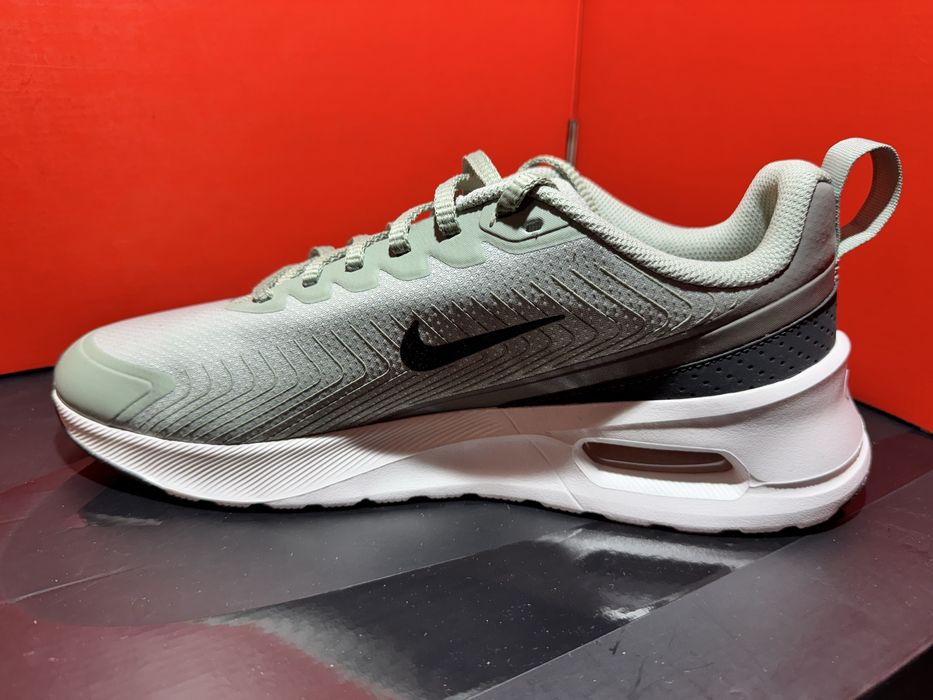 Оригинални! Nike Air Max Nuaxis - 45 ShoeMag