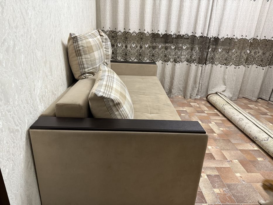 Продаю диван 20к