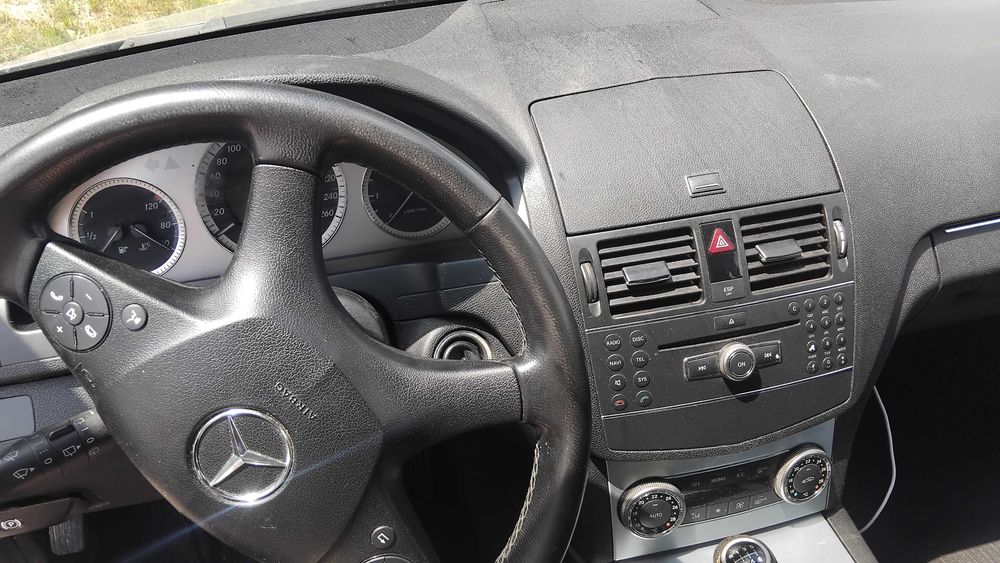 Mercedes-Benz C 200