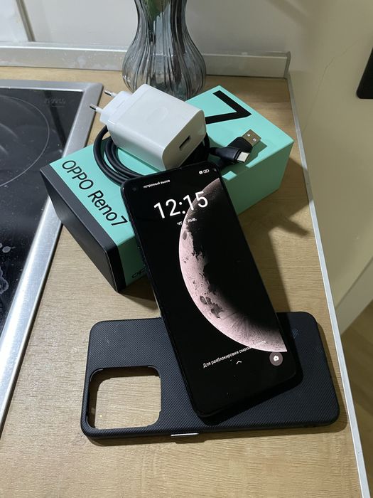 Продам Oppo Reno 7