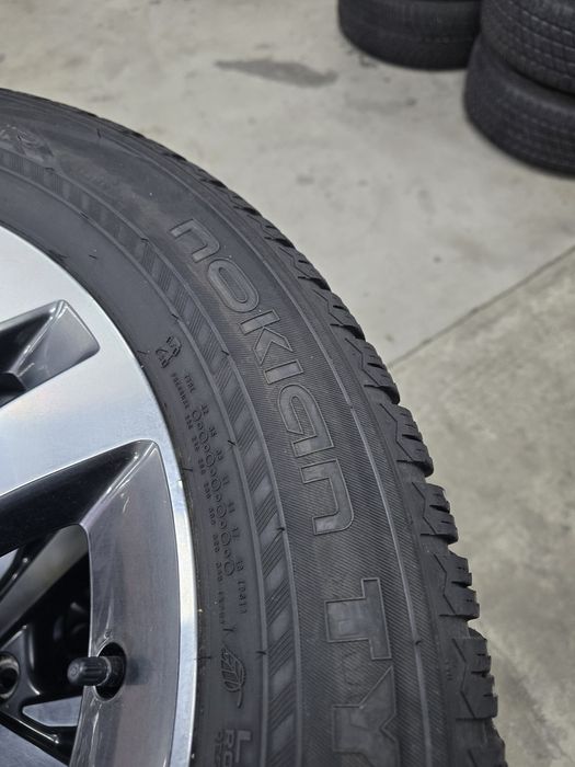 4 Броя 255/55/20 Nokian 7,6mm